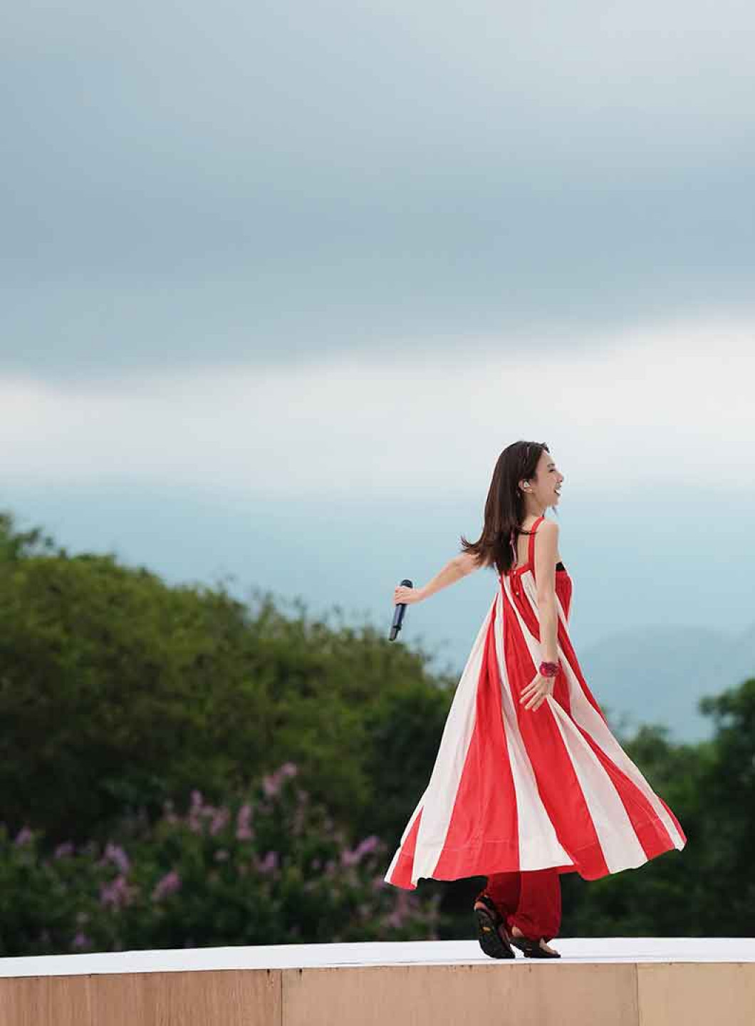 《田調》Live in Life野地小巡演,第五站來到南投埔里暨南大學(科院大草坪)進行壓軸場演出,田調創下史無前例的演唱會新里程碑,