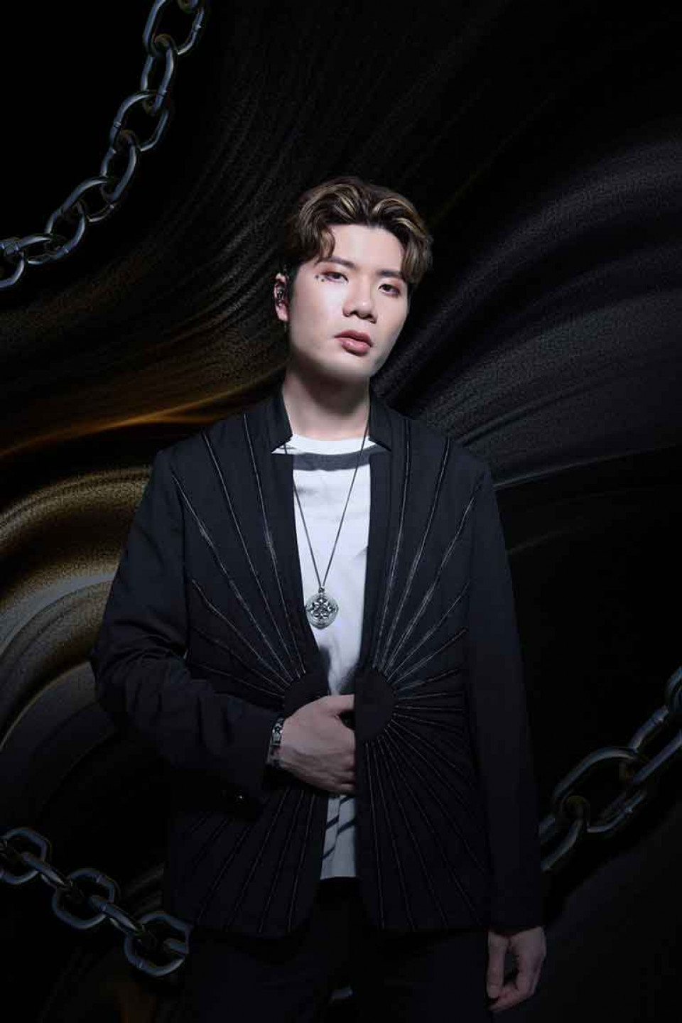 澳籍華裔新生代 CHAI CHANG 張鶴曦推出首支華語單曲〈命運曙光〉