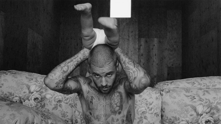 樂壇震撼彈！小賈斯汀成為父親激發創作靈感 無預警推出全新第 7 張專輯《SWAG》