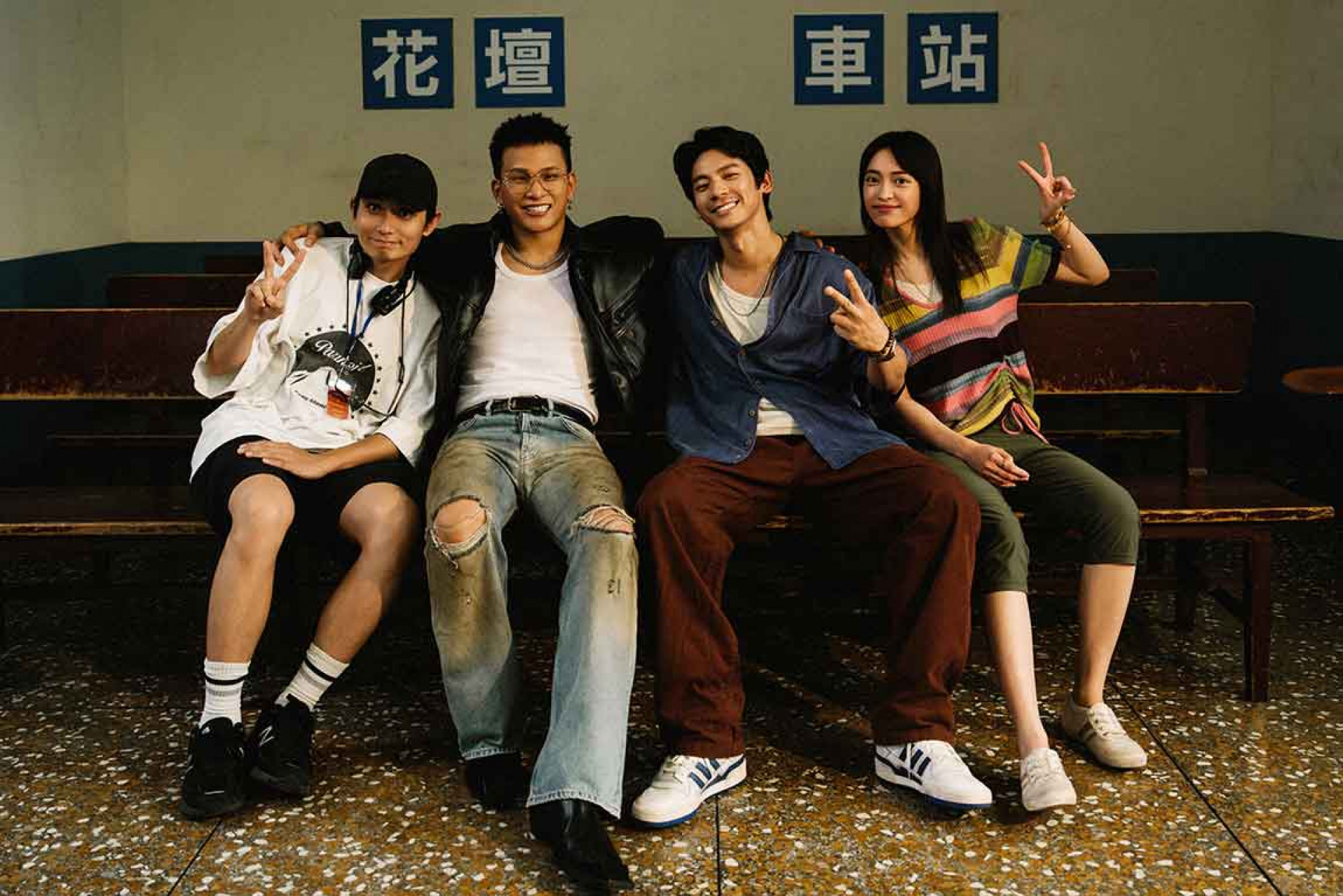 (左起)導演殷振豪、黃奇斌、林柏宏徐萱