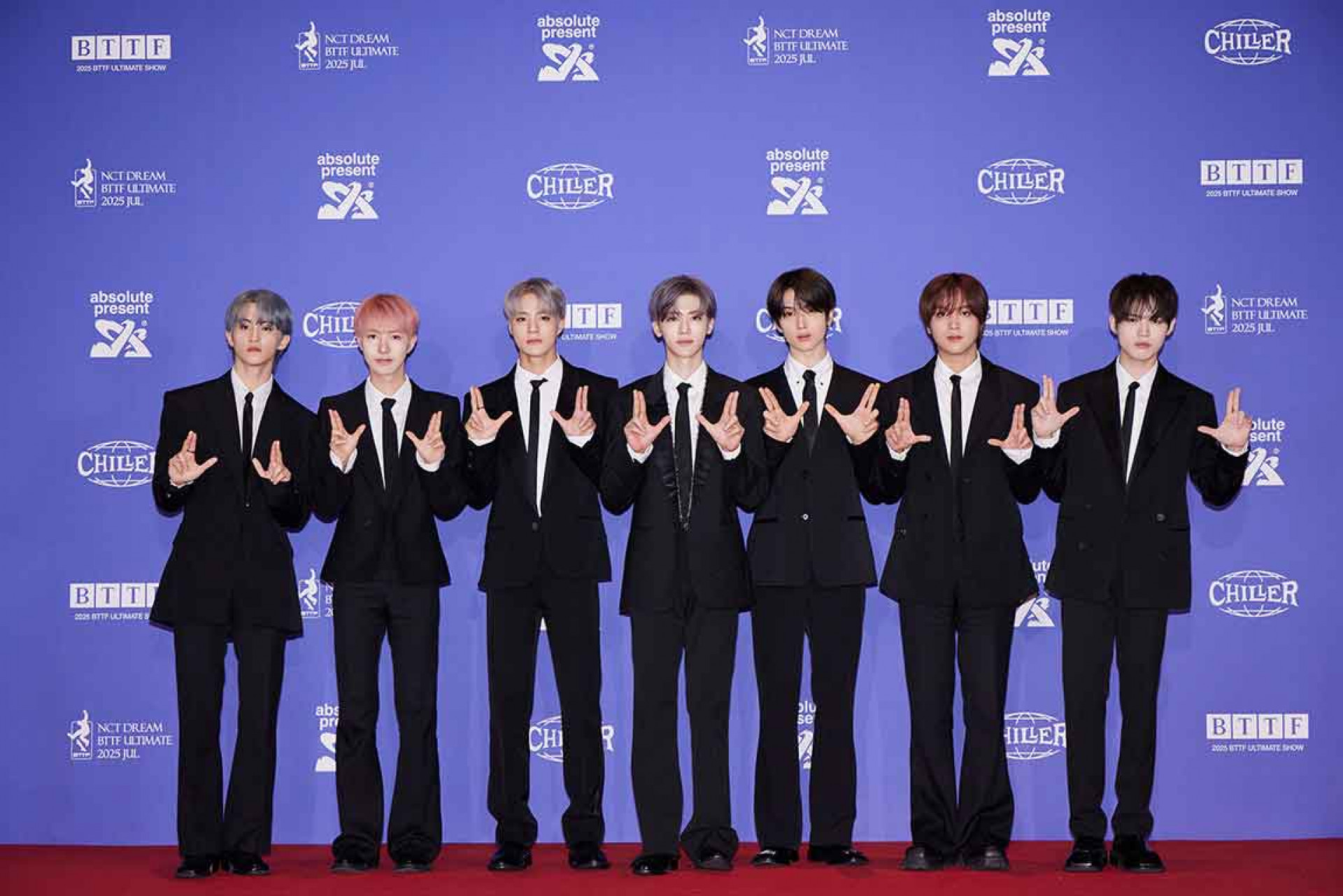 NCT DREAM出道後首度以雙主打回歸 高喊「我們就是未來」展抱負