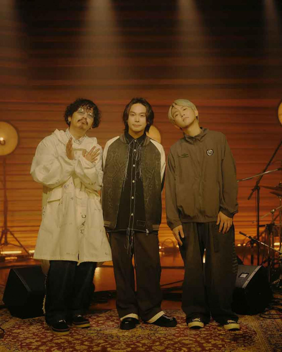 串流神曲〈幾億光年〉霸榜點播破三億  首次來台演出畫面全網瘋傳