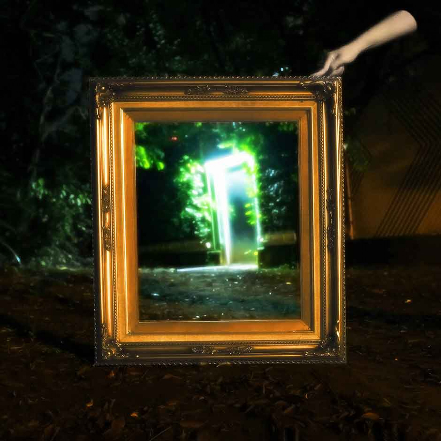 VH〈成為藝術之前的必要脆弱與非必要沉默〉單曲封面