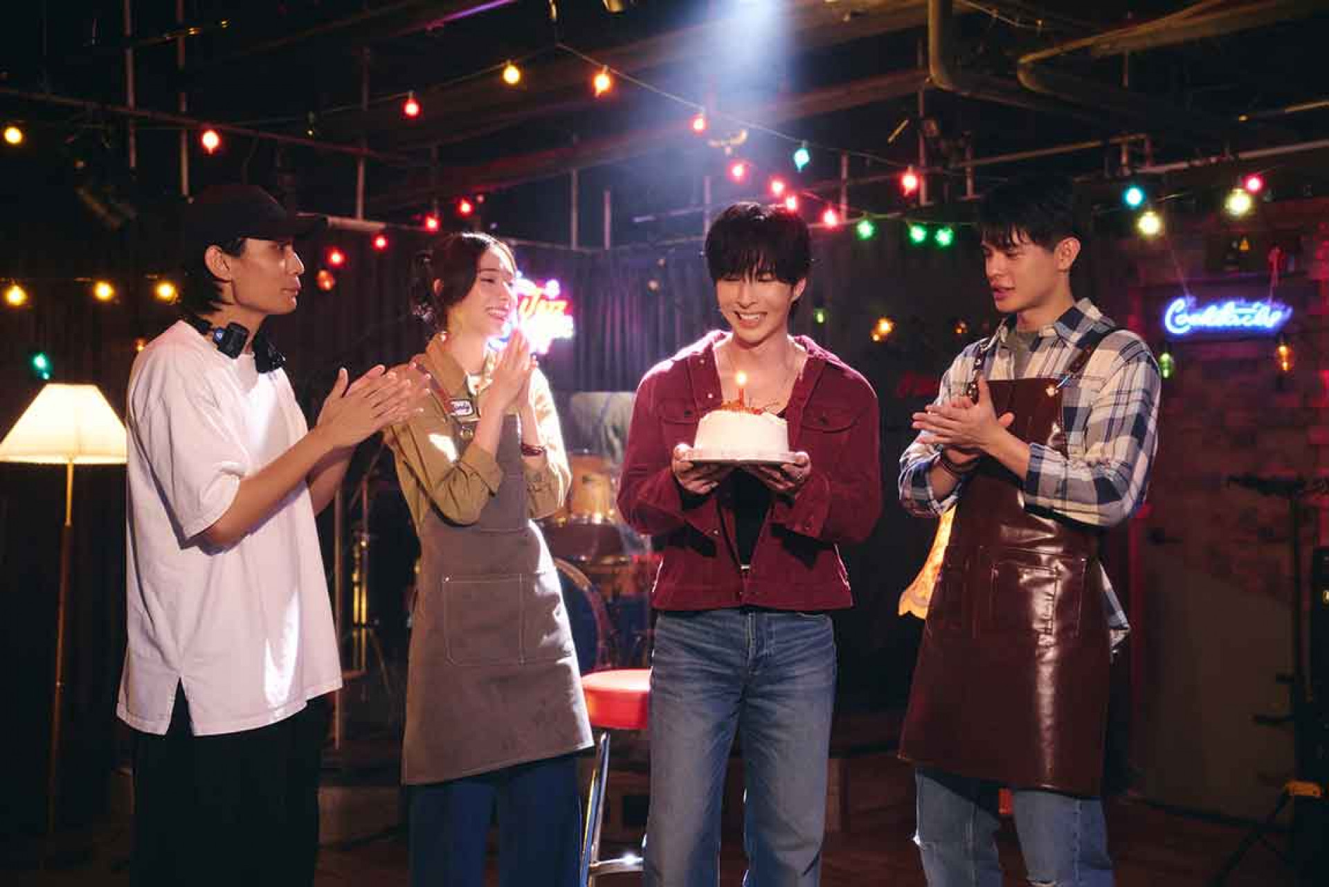 導演殷振豪(左起)、-女主角-林奕嵐、陳勢安、男主角-邱以太