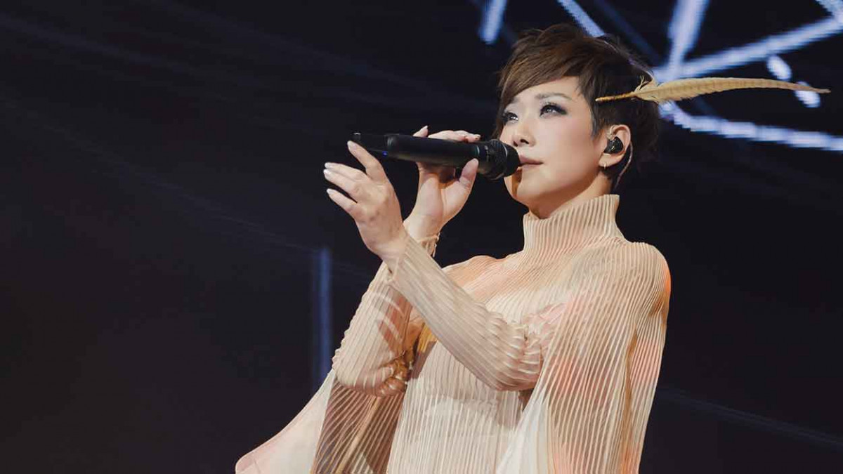 林憶蓮澳門演唱颱風天樂迷熱情不減 首次二度Encore報答樂迷