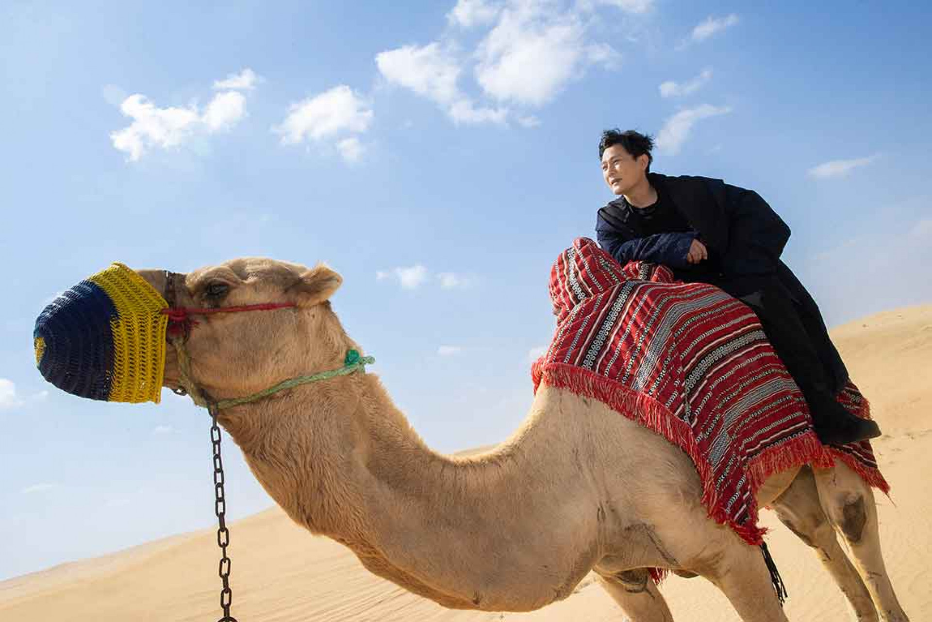 〈為靠近而遠離〉MV