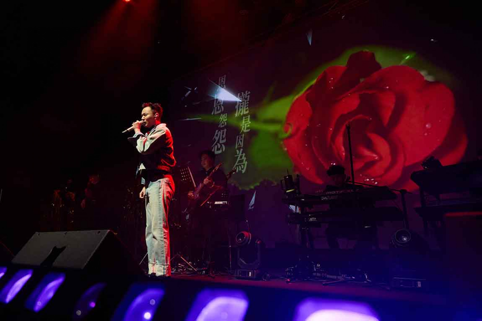 一王三后台中專屬歌單!開場黃乙玲三首經典組曲連發、王瑞霞「絕情雨」、 江蕙「愛不對人」,陳一郎「行船人的純情曲」僅獻台中。