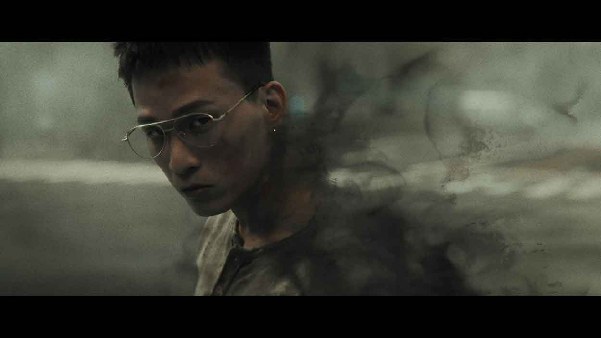 MV搭配豐富的CG特效 精心呈現一場倒數計時人魔戰