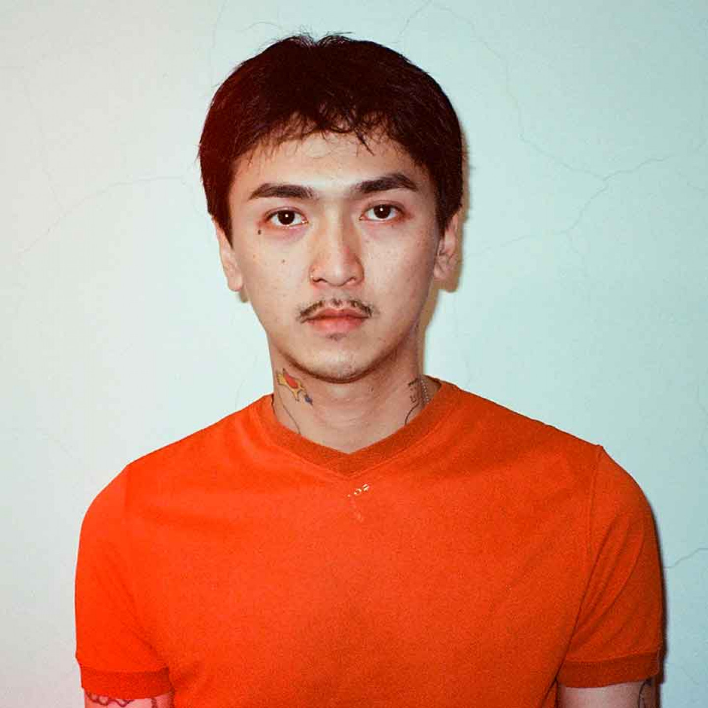 昭霖將率領樂團「甜吻吻」和同樣來自高雄的後搖樂團昂宿舉行《小行星》南部小巡演