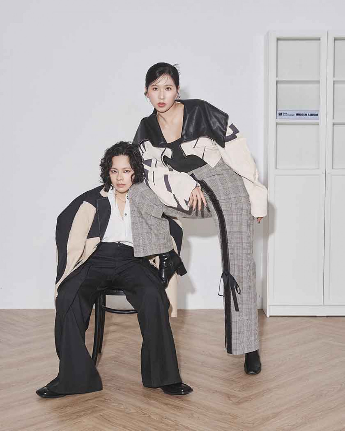 曾入圍金曲最佳新人獎組合凹與山 Our Shame 推出第二張專輯《Hidden Album》，左為主唱暨製作人小凹，右為鼓手 Isan