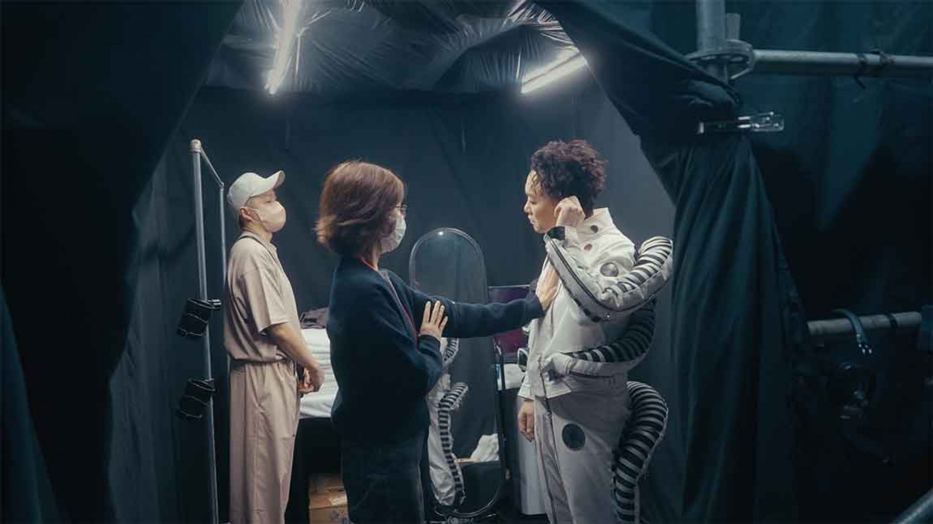 《FEAR and DREAMS: NOW is the only reality》劇照 (2)