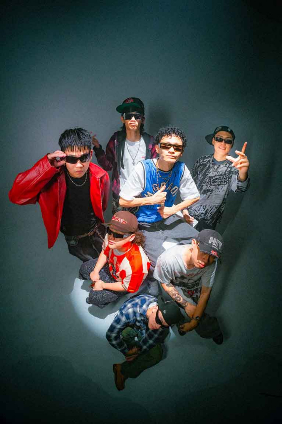 來自高雄的新興嘻哈廠牌孤兒收容所 G2SLS，正式推出首張 EP《Log In：Basement Party》