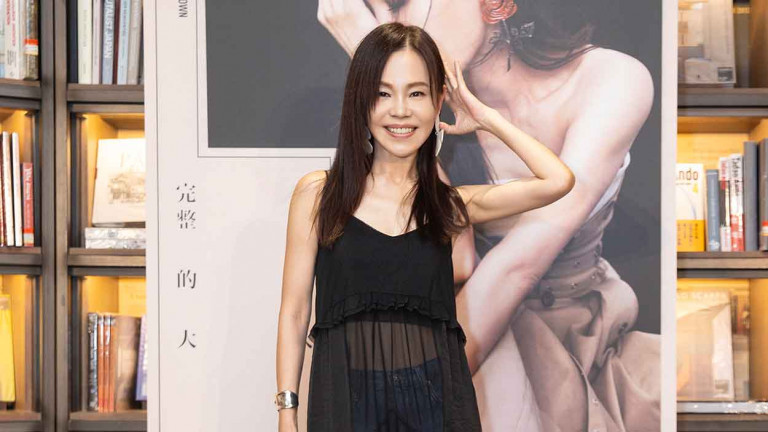 雙語金曲歌后彭佳慧暌違超過10年 舉辦《完整的大人》實體專輯簽唱會 吸爆滿粉絲