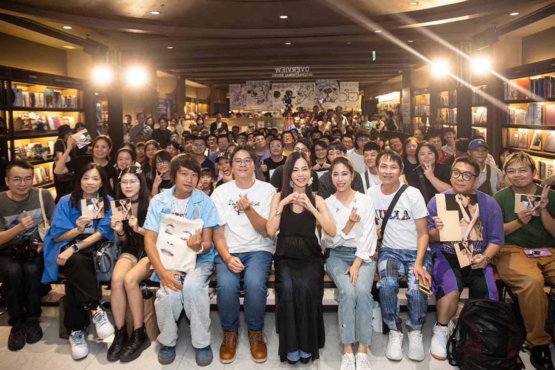 暌違超過10年 舉辦《完整的大人》實體專輯簽唱會