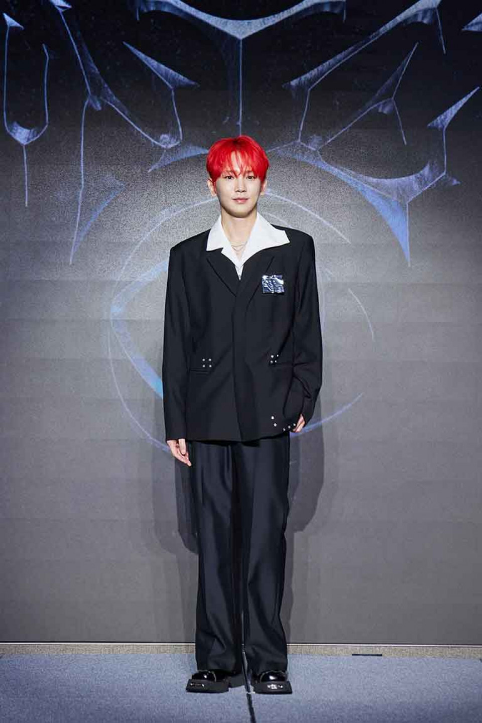 KEY帶著第三張正規專輯《HUNTER》回歸歌壇