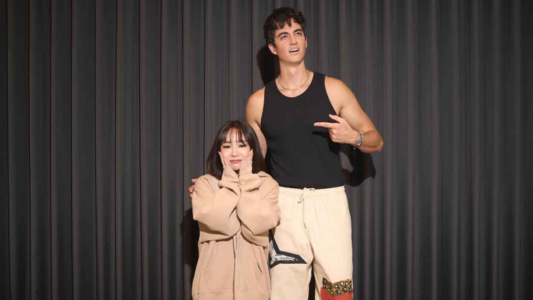 Elijah Woods 二度登台 飆中文告白「我愛你」！熱情揪陳芳語「超萌身高差」相見歡