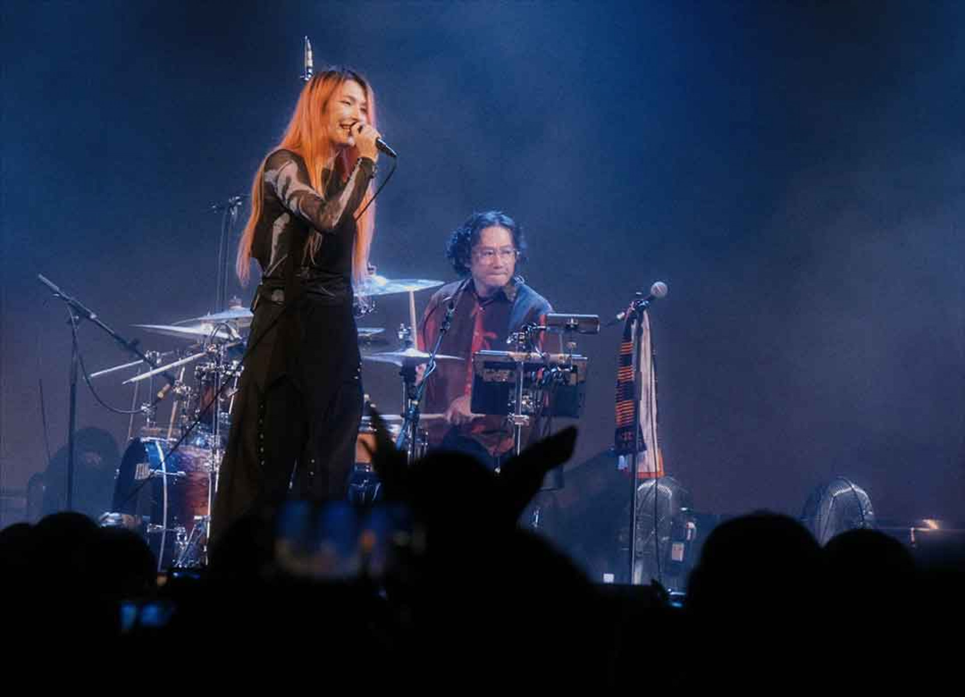 Tizzy Bac自台北場啟動,每週末一飛,一個月唱4場,連續11個週末不間斷。(相信音樂提供)