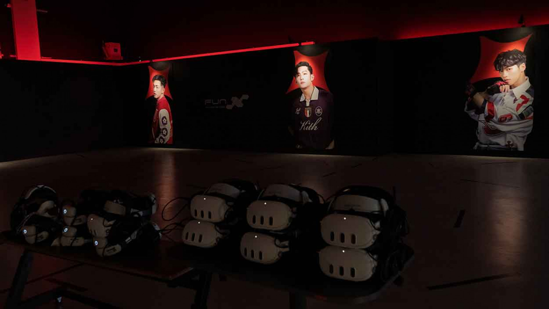 首次挑戰「虛擬分身演出」概念,為第一個採用4DGS虛擬棚技術的偶像團體!