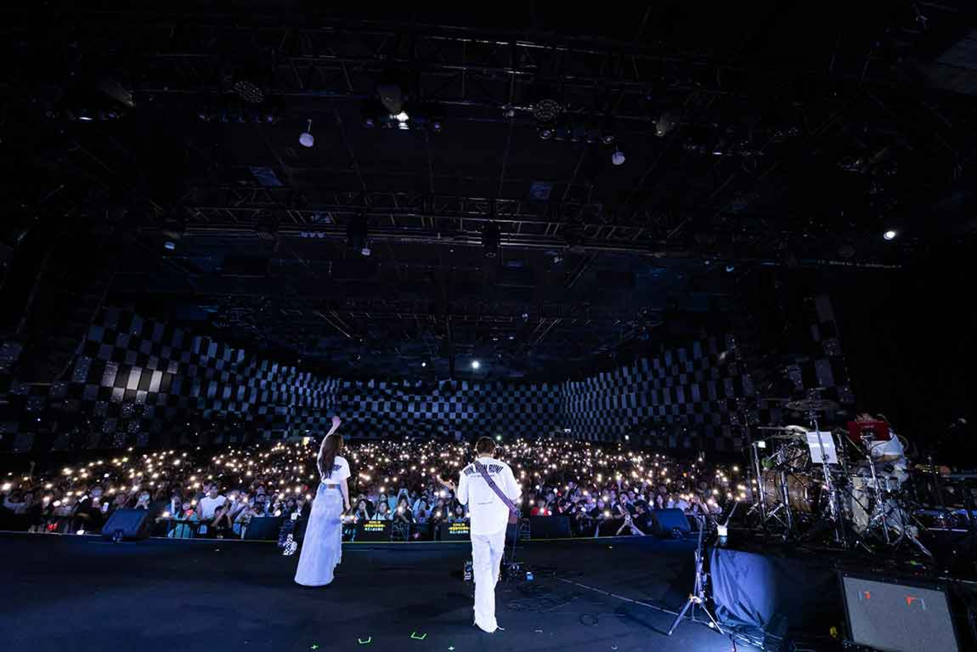 哈瓜看完告五人巡演首站心還在宜蘭高中,黑夜狂奔到台北場直呼完全不一樣感受。(相信音樂提供)