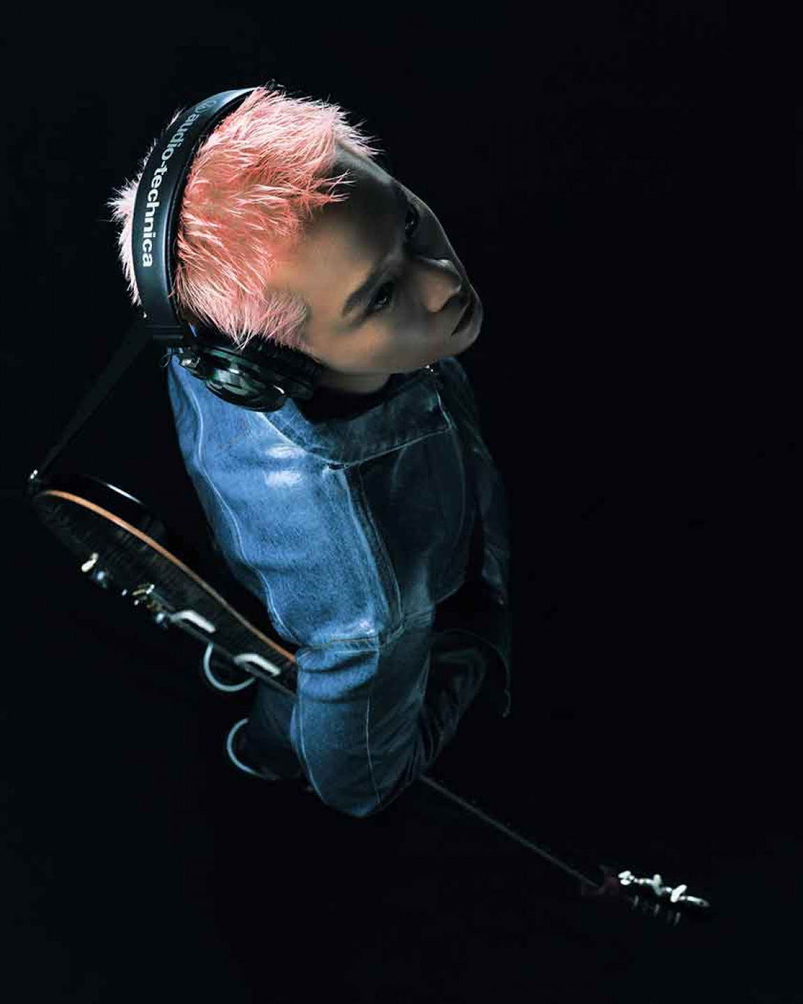 周湯豪 NICKTHEREAL 2025 首發搖滾 i 情歌〈我的i〉