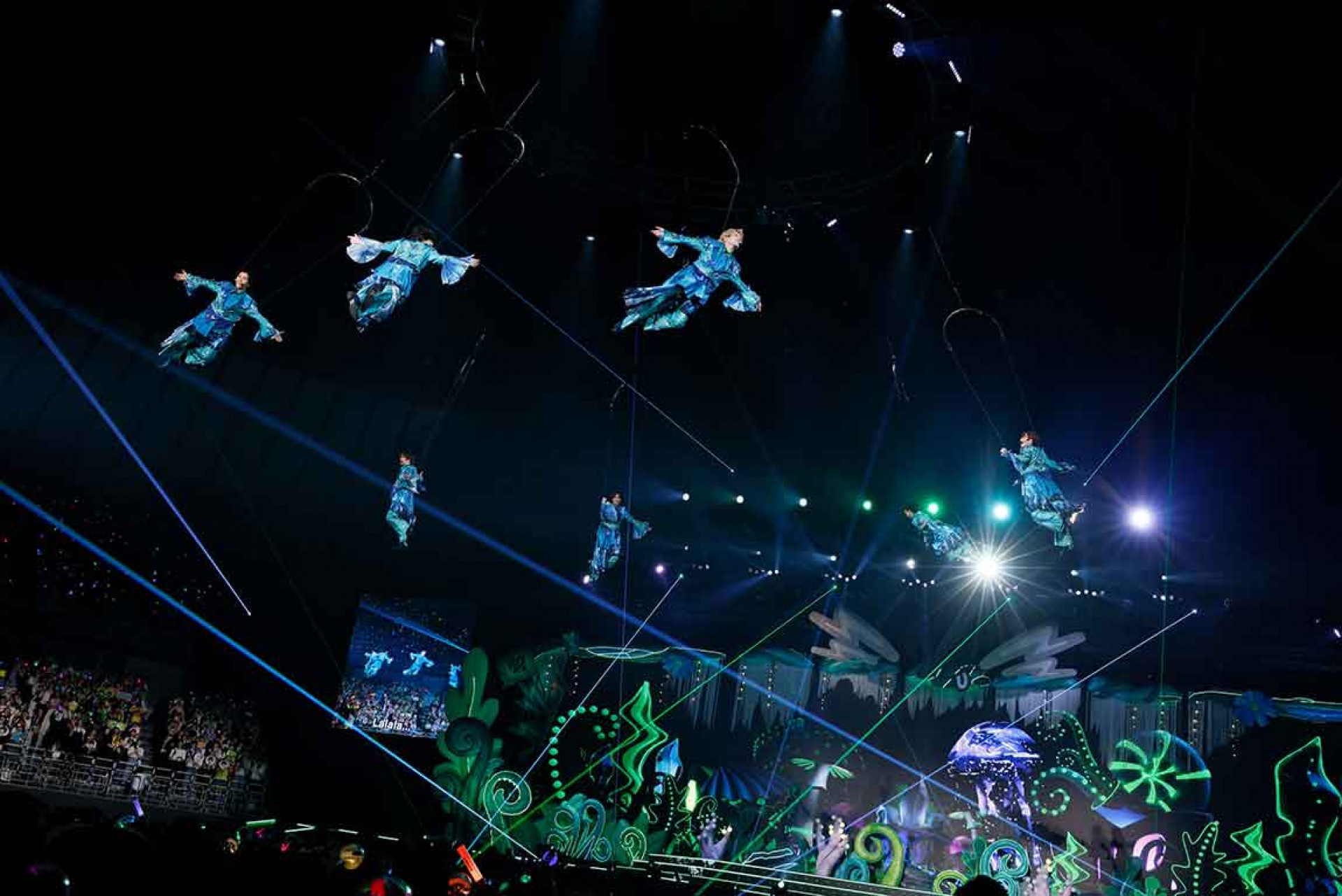 浪花男子首次挑戰空中演出元素,將在距離地面約10公尺的高度進行華麗的空中飛行