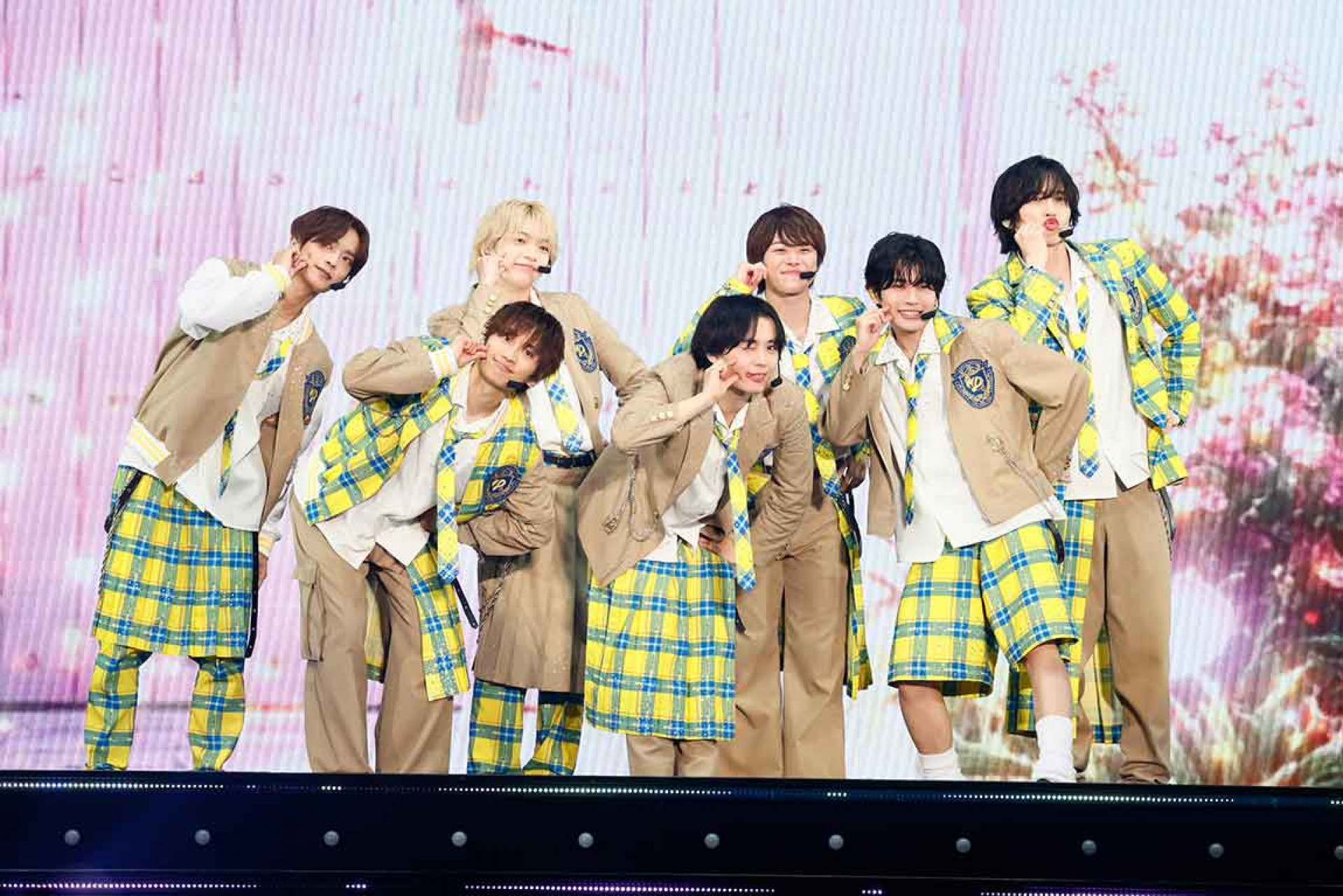 驚喜宣布明年春天將攻上日本兩大巨蛋開唱