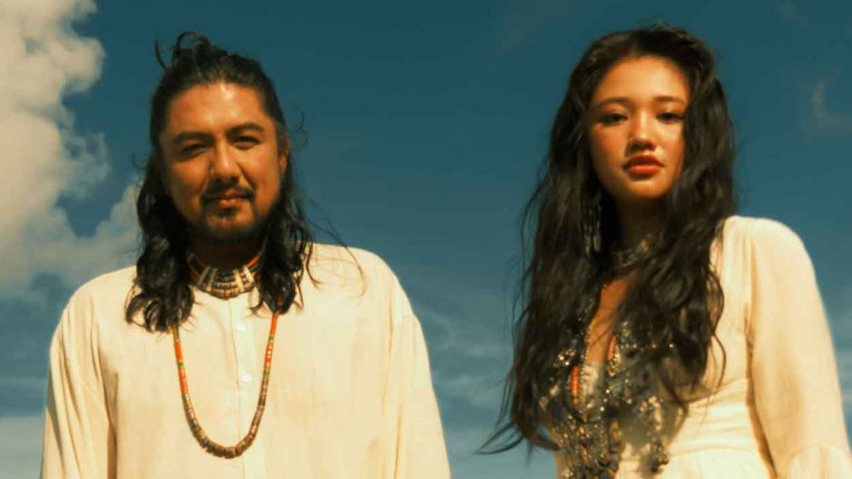 來自台東的音樂創作夫妻檔「The Umaq屋瑪客夫婦」把十年生活故事寫進母語專輯《Love’s in the Air愛瀰漫》