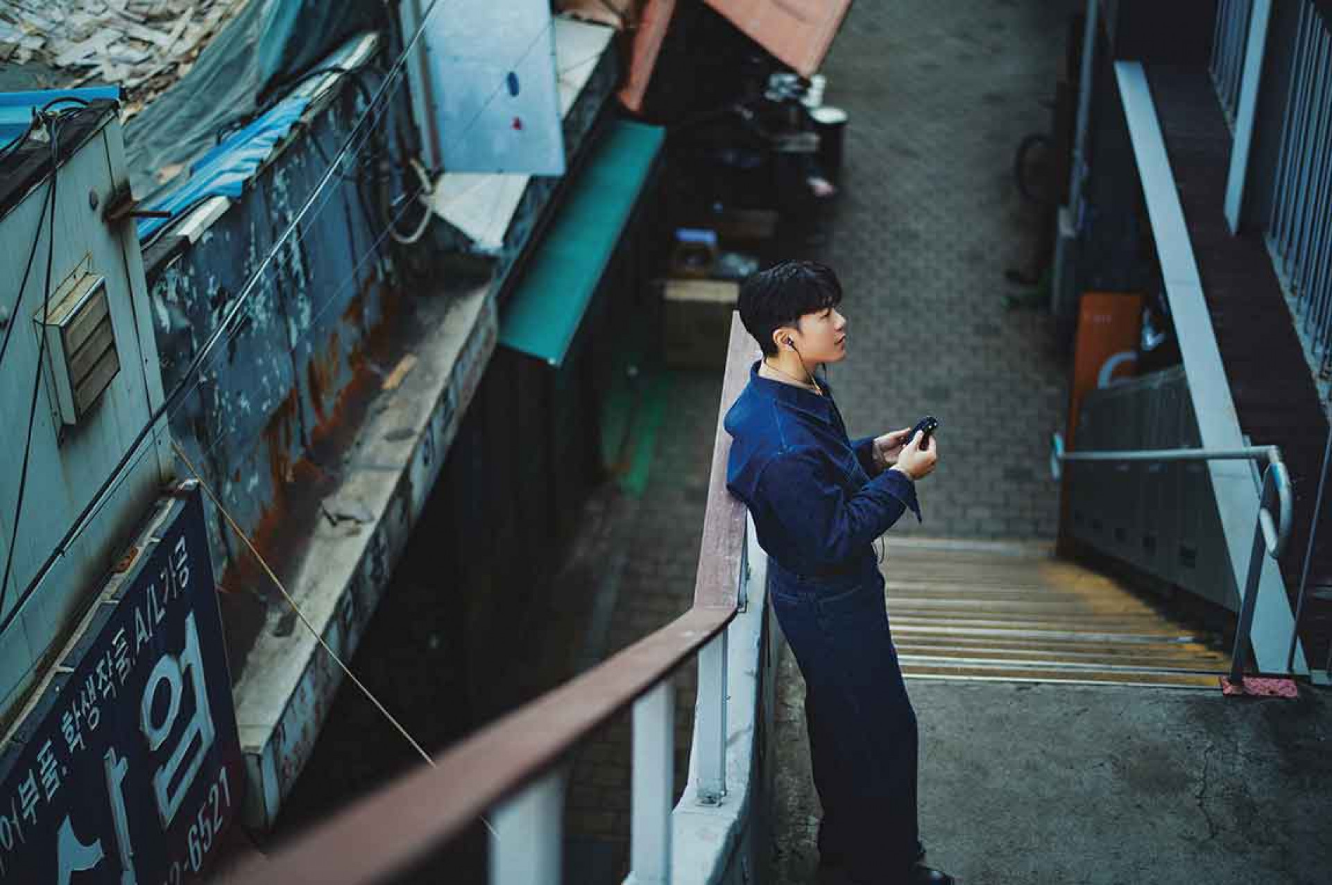 釋出首爾Vlog中也親口表示對80年的憧憬,醞釀韋禮安Newtro音樂宇宙