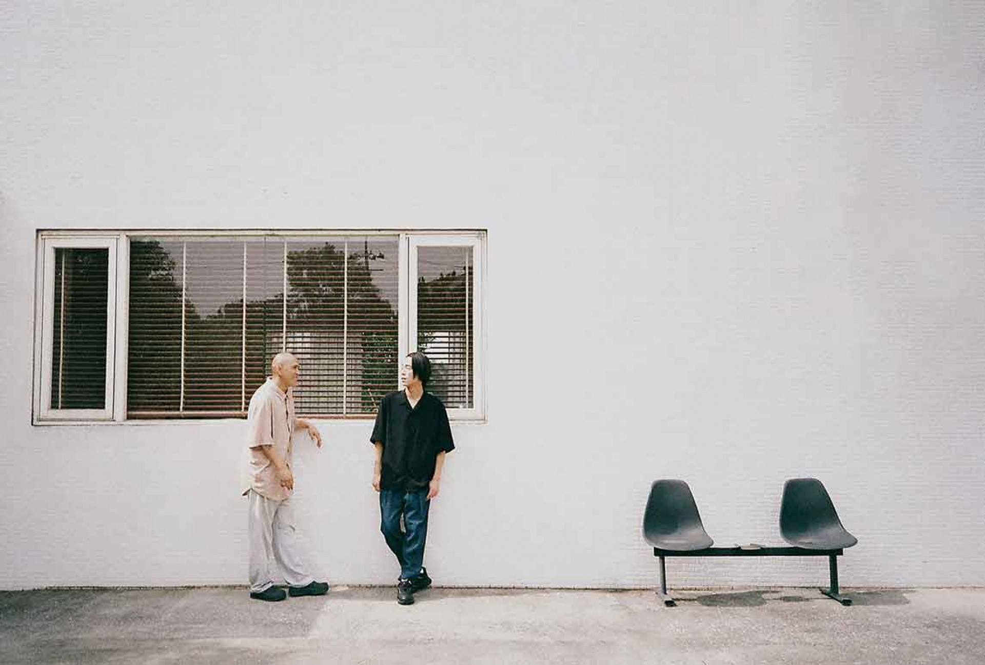 倒車入庫去年參加選秀節目《一起聽團吧》的經驗,既有受到節目企劃啟發的創作,也嘗試從前沒試過的樂器聲響,製作效率也因而大幅提升。