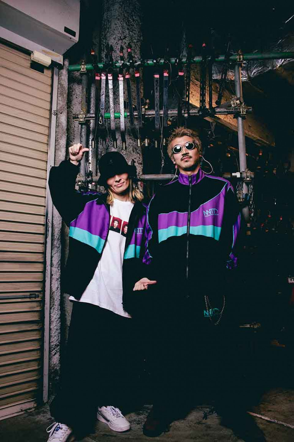 日本創意混合單位 NIKO NIKO TAN TAN 以自由的發想將音樂、影像與藝術無縫融合,不斷探索另類音樂(Alternative Music)的無限可能。