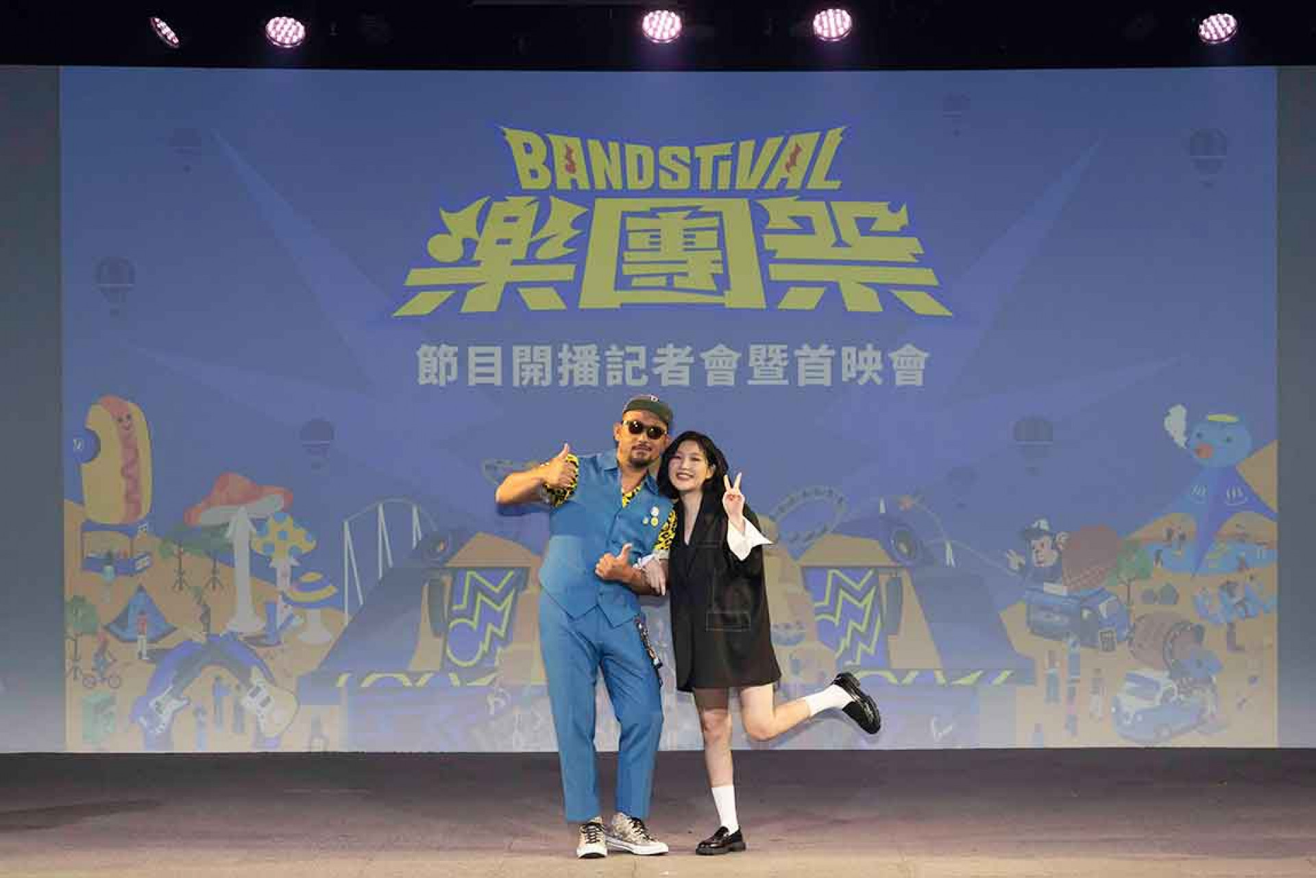 《樂團祭》串場靈魂人物也在記者會中亮相，成為記者會焦點。(左起_阿強_八十八顆芭樂籽、Sandra)