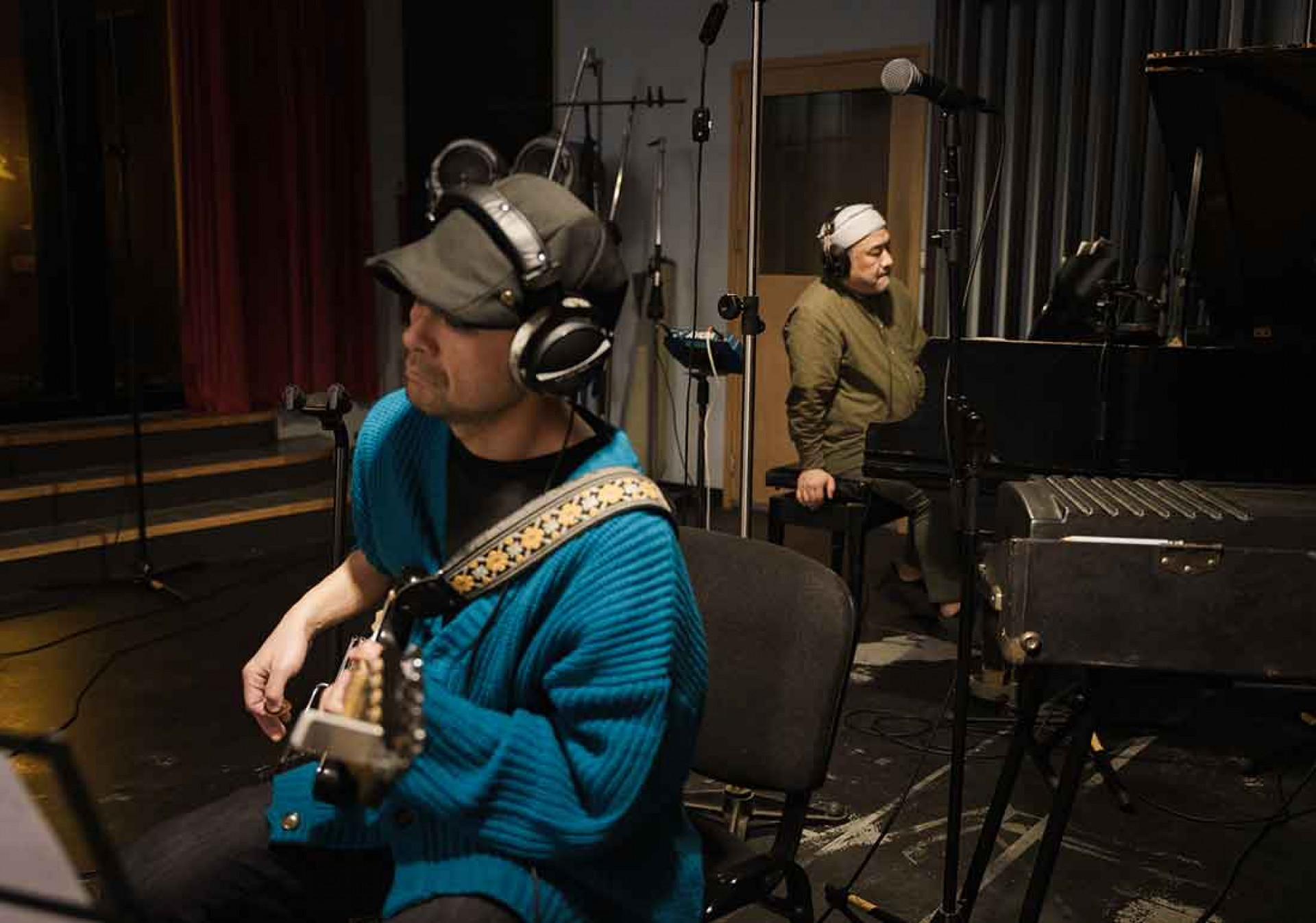 創作過程仰賴團員們長久以來的音樂累積與交流,展現絕佳默契