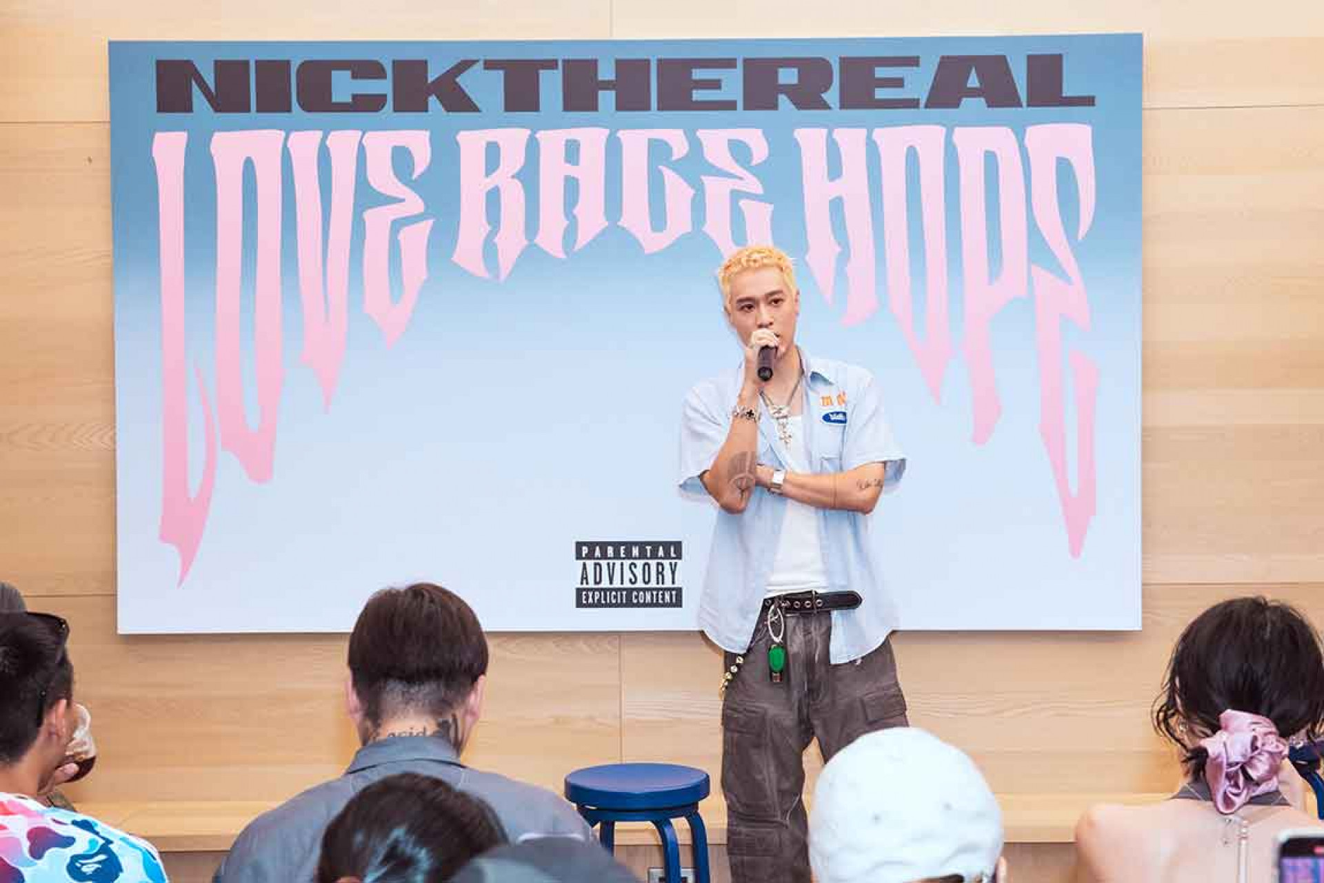 概念專輯導聽會 金屬搖滾炸裂吼腔 也有粉絲最期待周式搖滾情歌