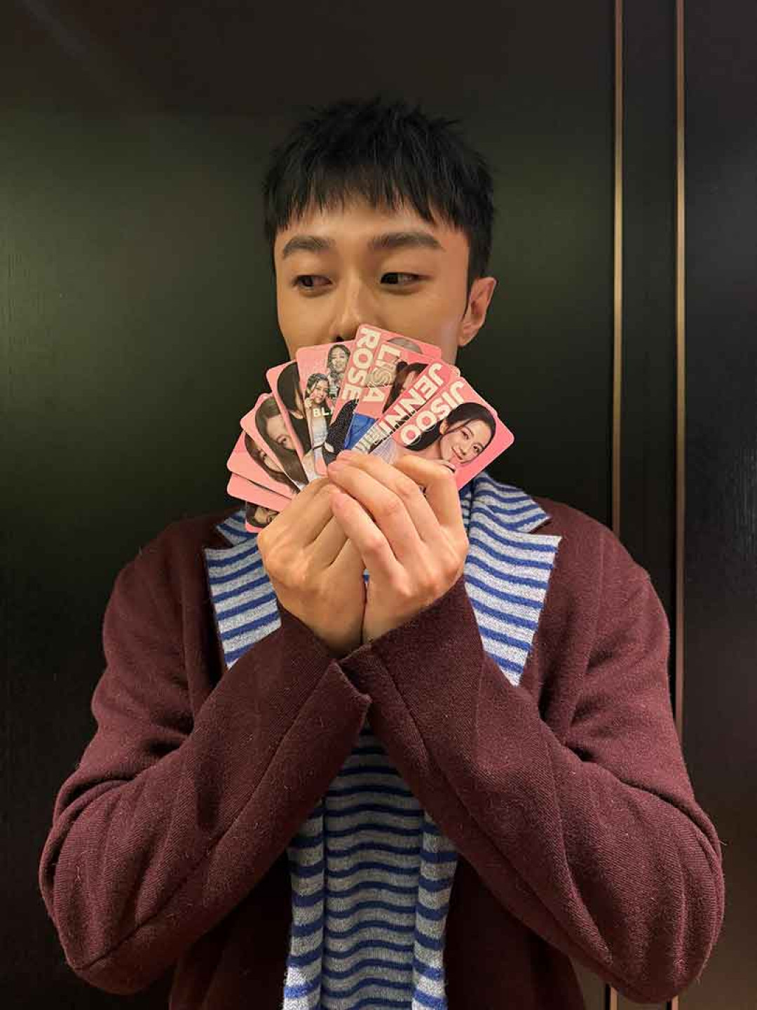 韓國粉絲寵壞施柏宇!BLACKPINK-應援禮浪漫爆棚(施柏宇工作室-提供)