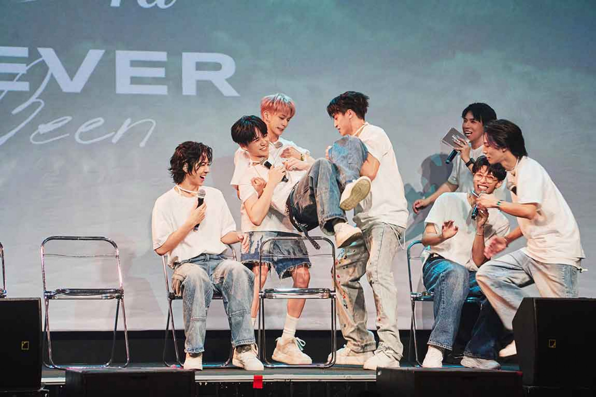 佳辰(左起)、祖安、子翔、哲言、文廷、煥鈞