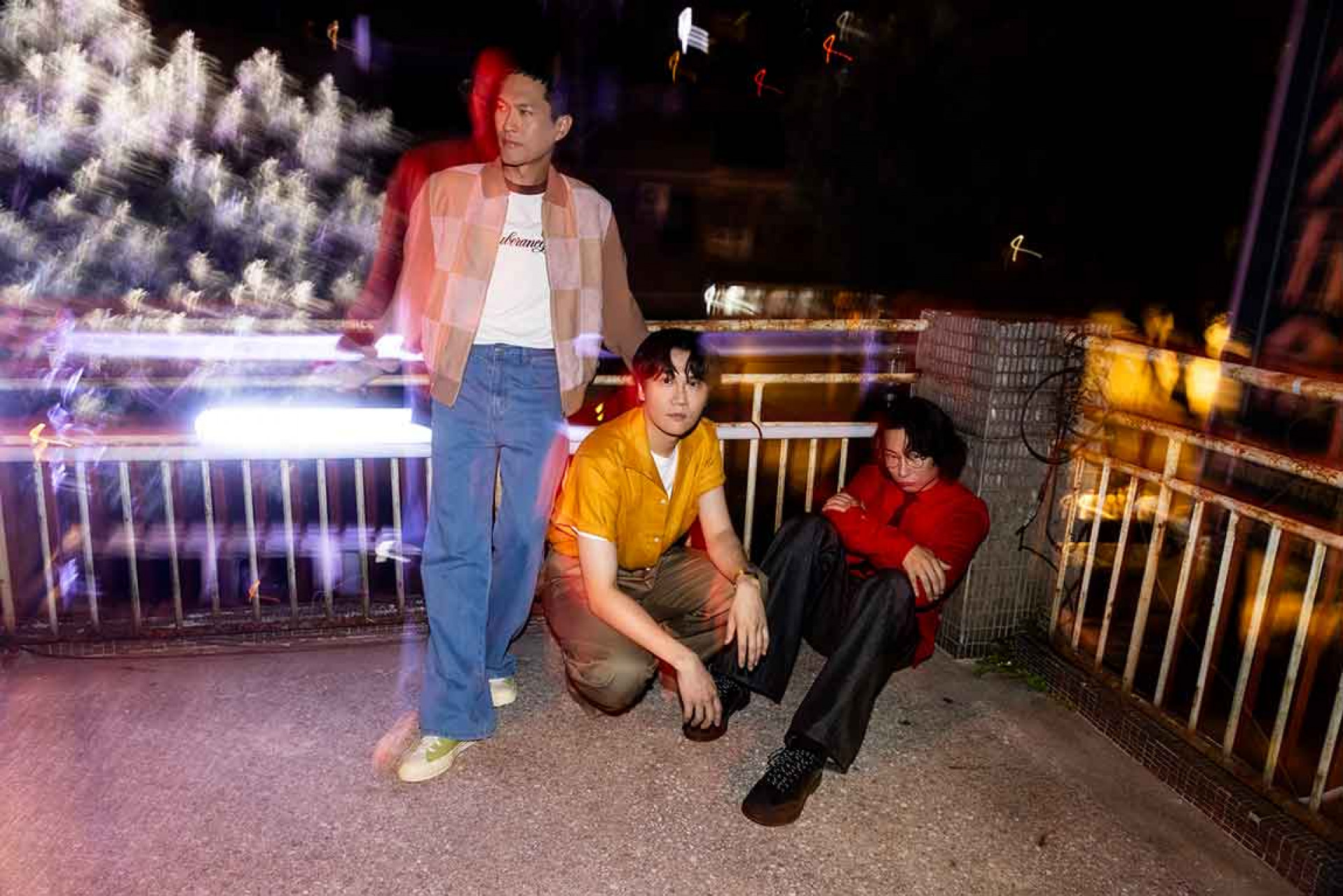 金曲樂團宇宙人睽違三年重磅回歸！都市夜貓必聽全新單曲〈不曾寧靜的夜〉。（相信音樂提供）