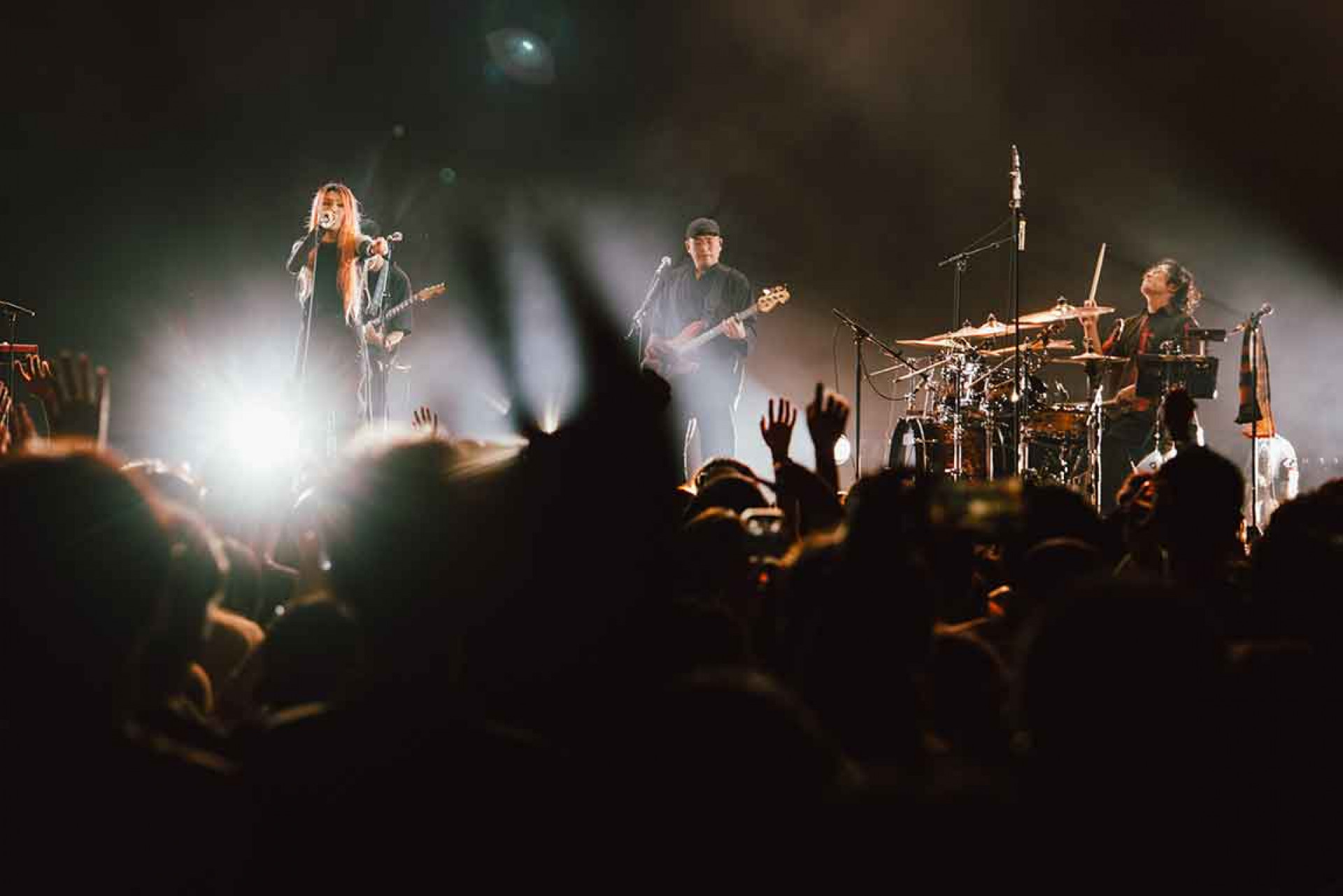 Tizzy Bac總能在演出前,將自己調適到最棒的狀態。(相信音樂提供)