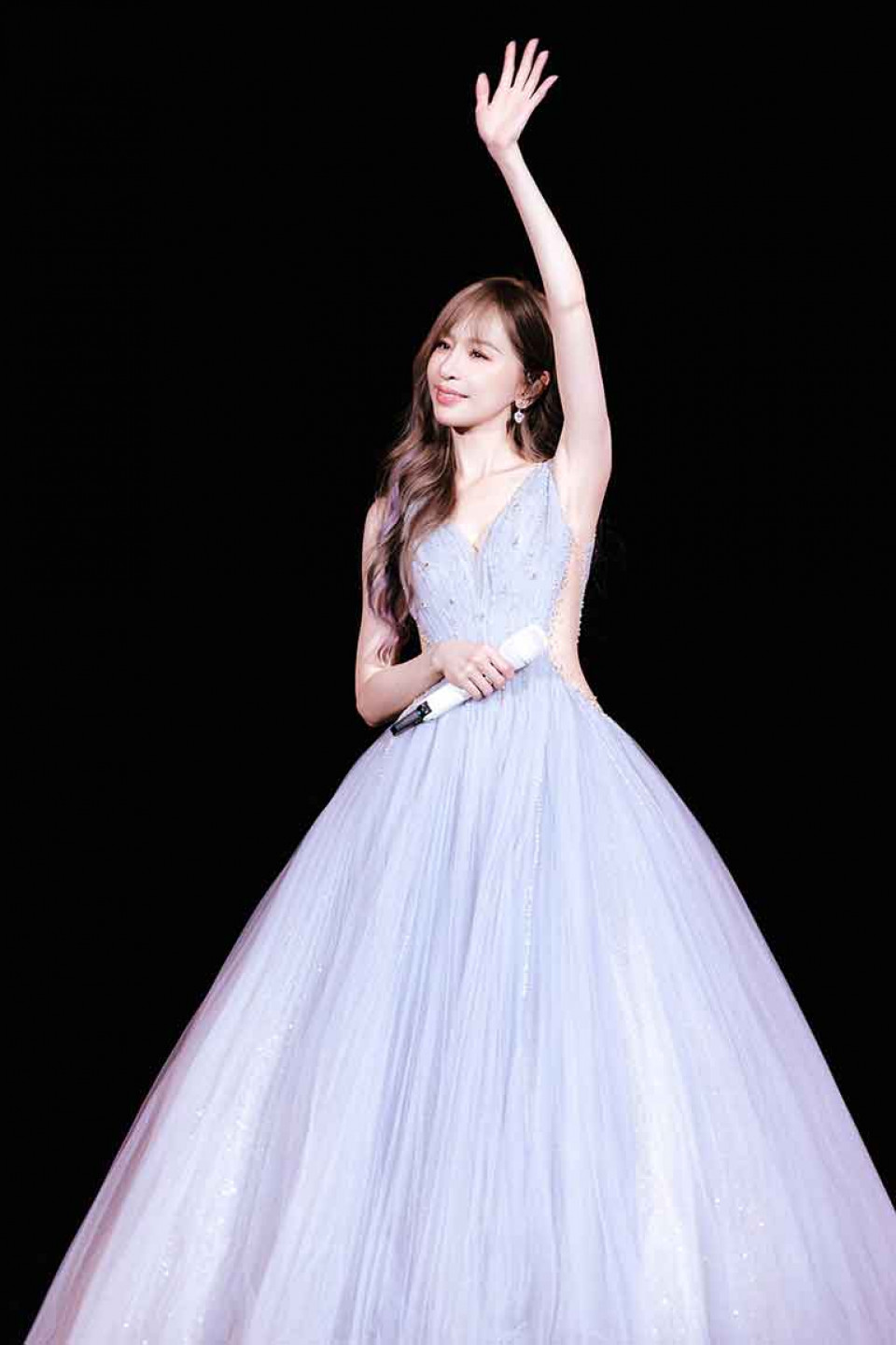 王心凌微博音樂盛典 獲頒【微博年度矚目音樂人】