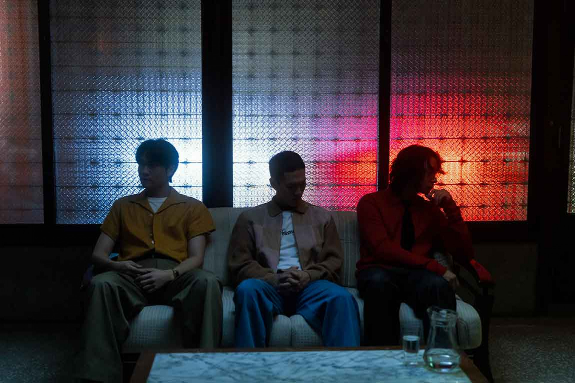 日本導演新保拓人掌鏡,將日系視覺語言融入「台灣感性」。(相信音樂提供)