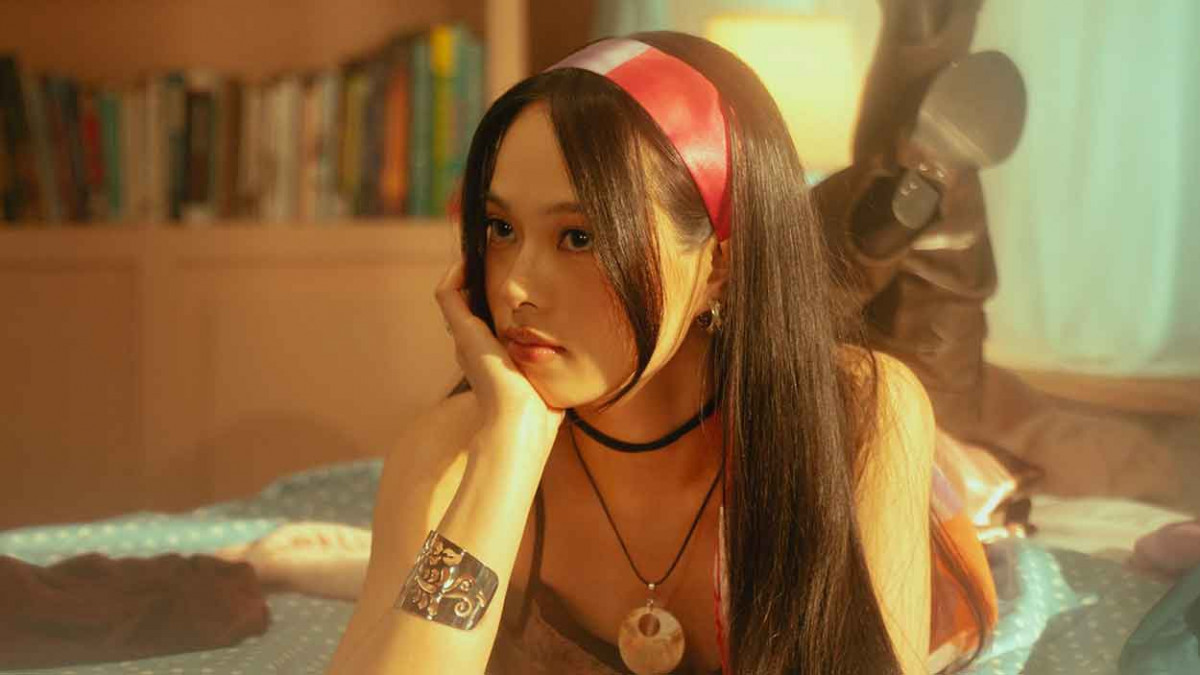 新加坡甜美創作新聲Elisha Danielle首支英文創作單曲〈Pretty Easy〉輕快氛圍唱出關係中的緊張拉扯