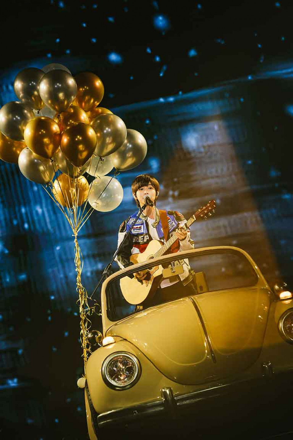 小魏魏嘉瑩《我要把眼淚當汽水》演唱 金龜車開上Legacy TERA