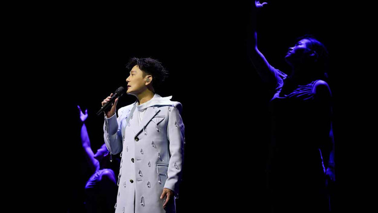 張信哲唱進「麥迪遜花園廣場」幽默分享：這是我第一次『走路上班』