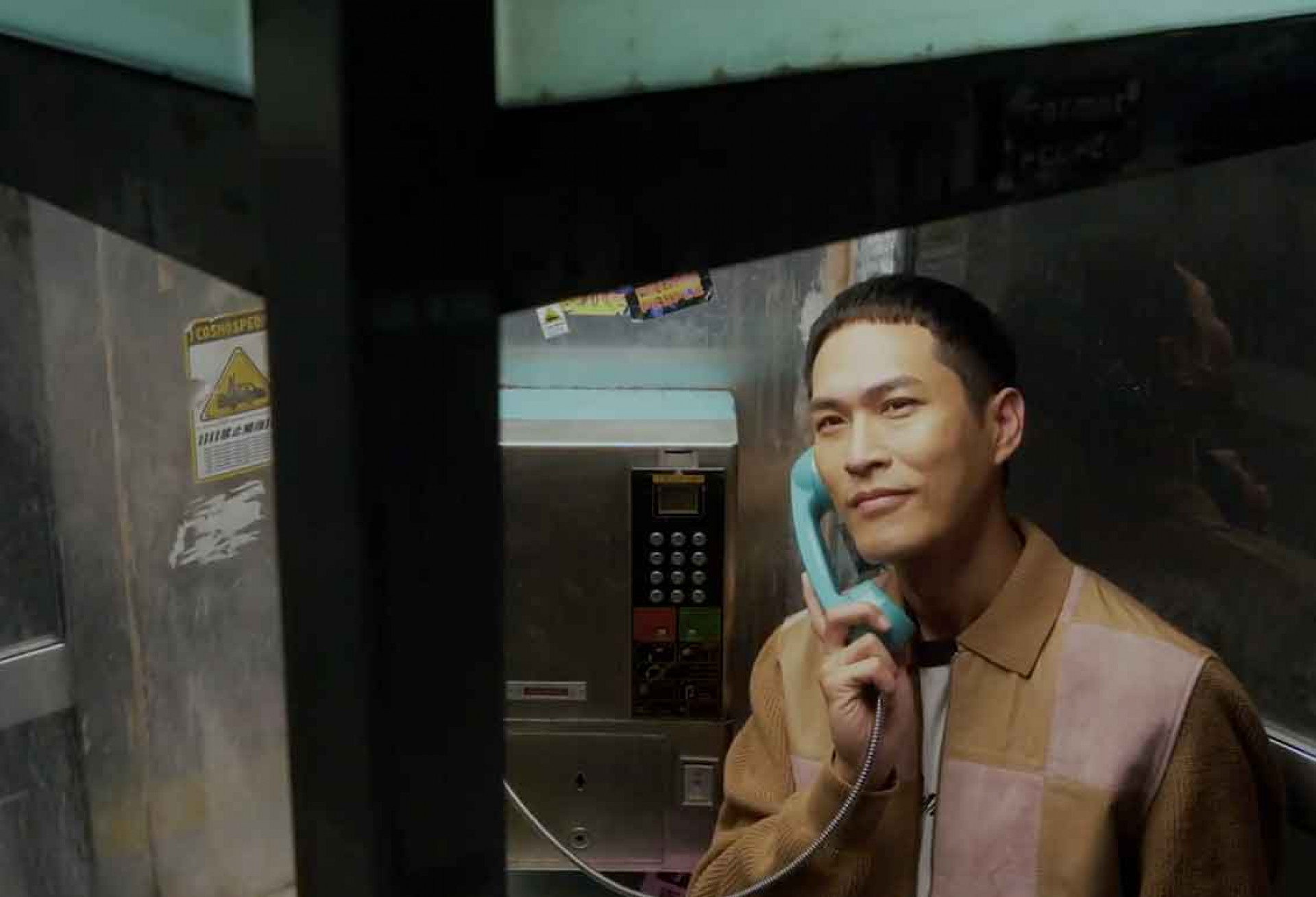 如果有一通電話能穿越時空,阿奎想對爸媽表達感謝。(相信音樂提供)