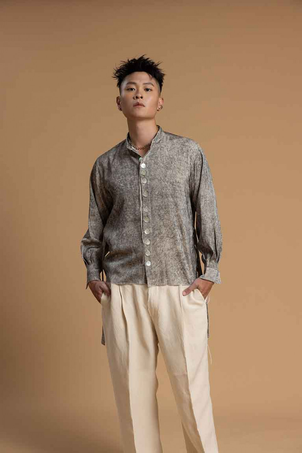 LINION第四張全新專輯《自己自己 mi casa su casa》正式回歸。嘿黑豹工作室提供