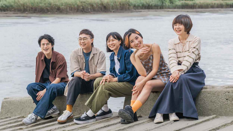 閃閃閃閃貝斯手OmOi宣告從閃四畢業 告別專場無暇感傷 預言會是最忙的一夜