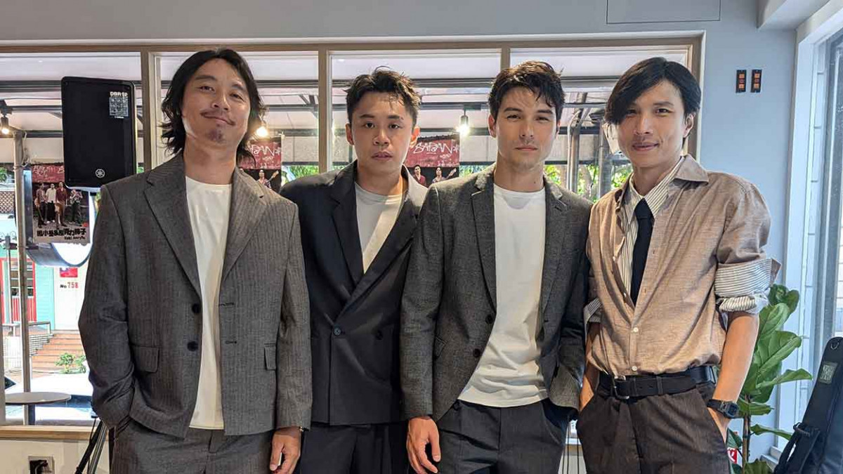 鳳小岳&壓克力柿子團員大有來頭「辦公室快閃」演出活動大獲好評!