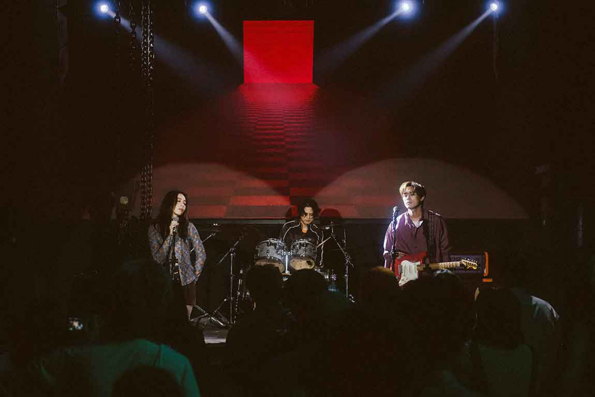 告五人最新釋出的〈將錯就對〉MV再度突破框架、口碑炸裂!(相信音樂提供)