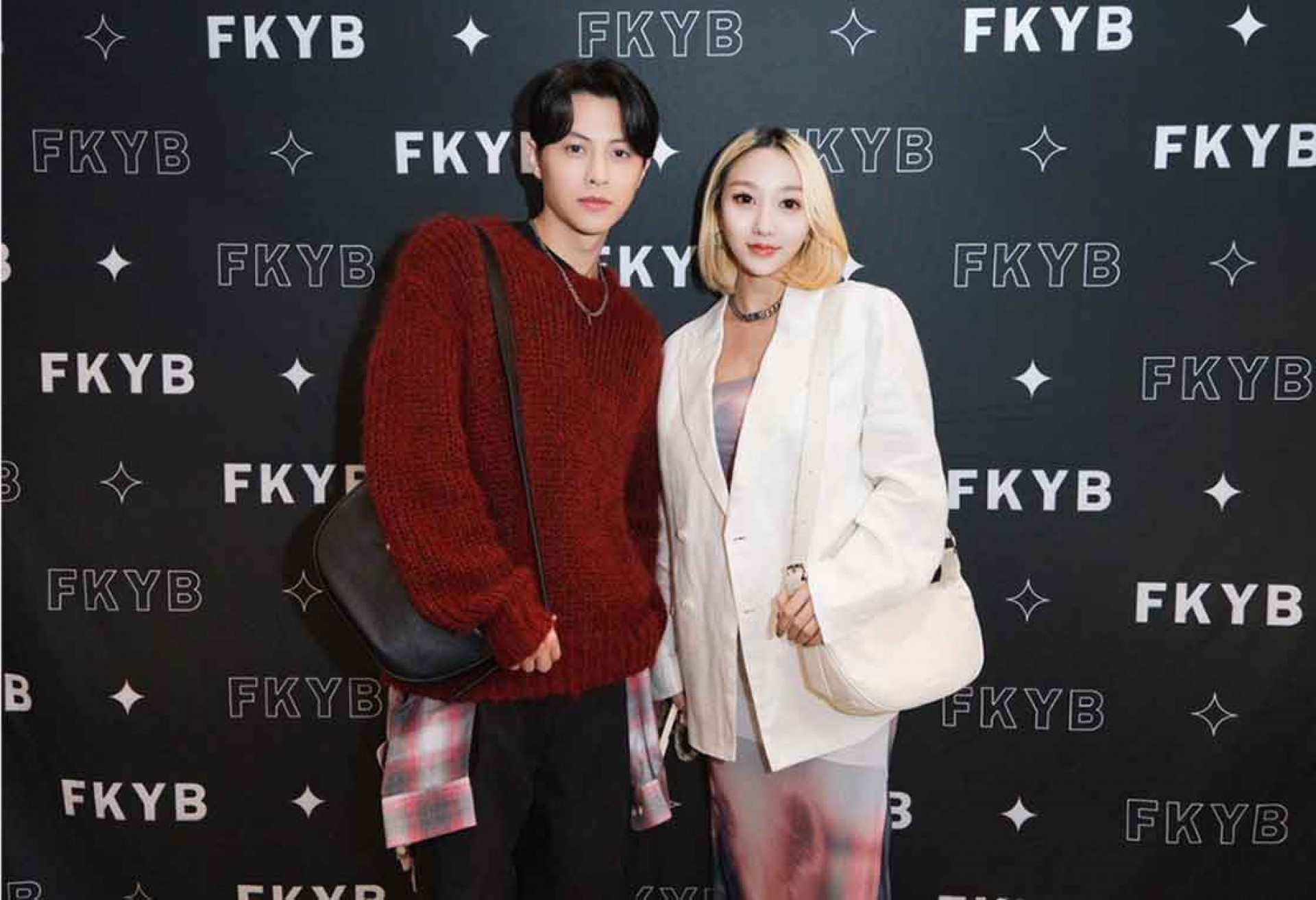 邱勝翊與主理人嵐嵐公布好消息，FKYB在台南南紡購物中心正式設立新門市。圖／FKYB提供。