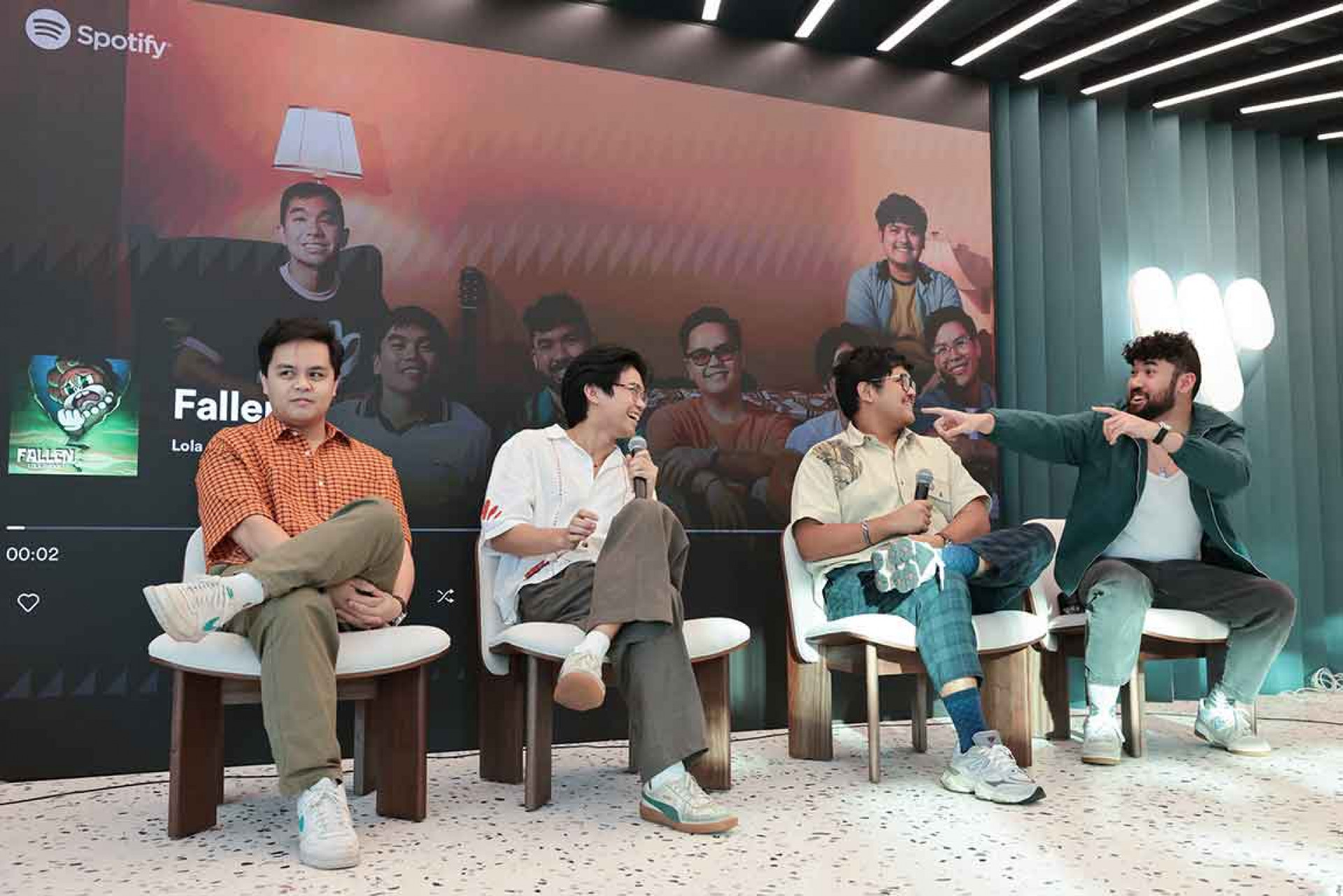 首次登台演出誠意十足