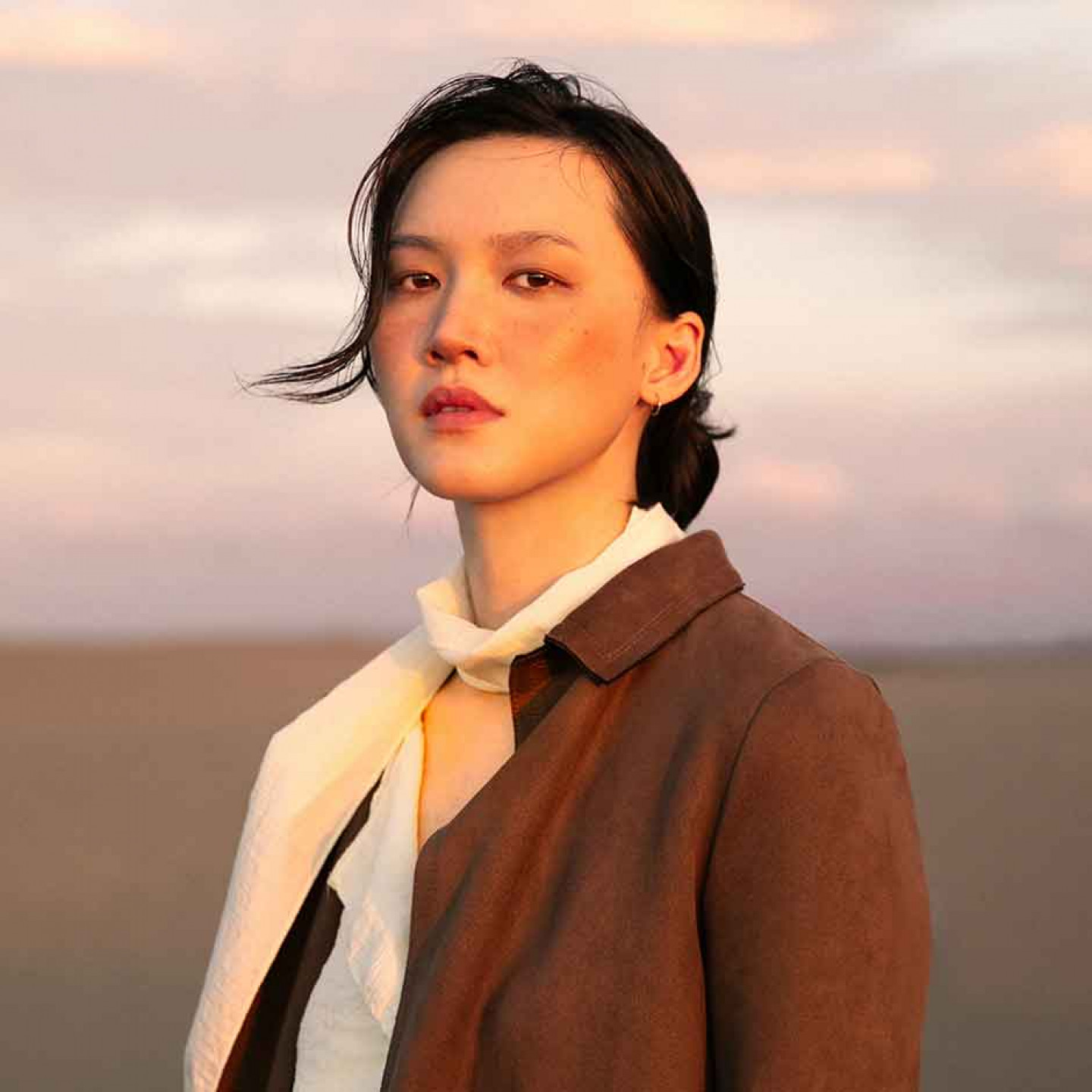 令晴Lynn首張個人全長創作專輯『冷水』